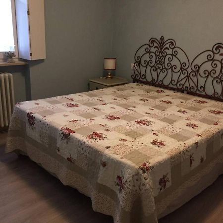 La Casa Nel Verde Биелла Экстерьер фото